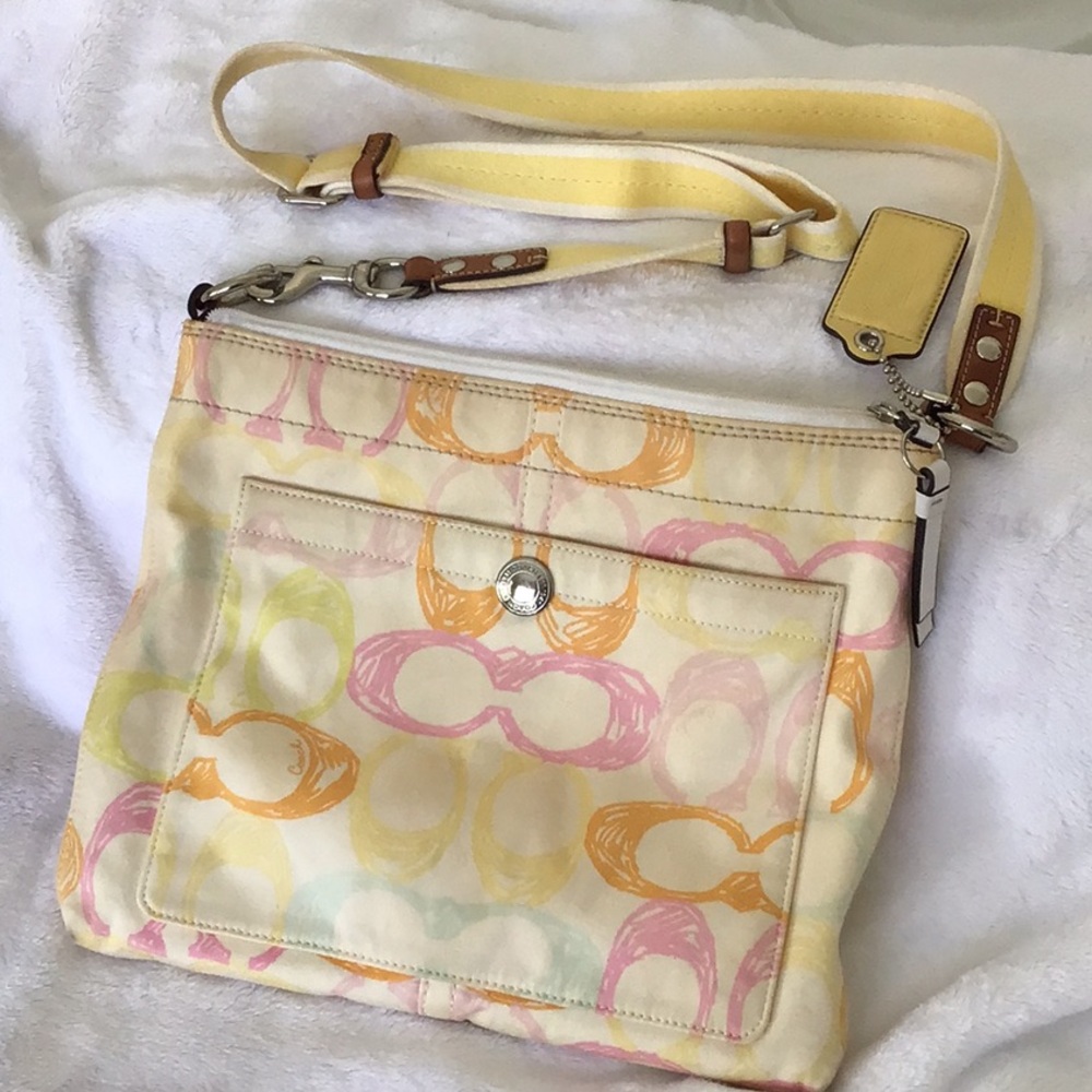 Y2K Coach Scribble signature Shoulder Bag
